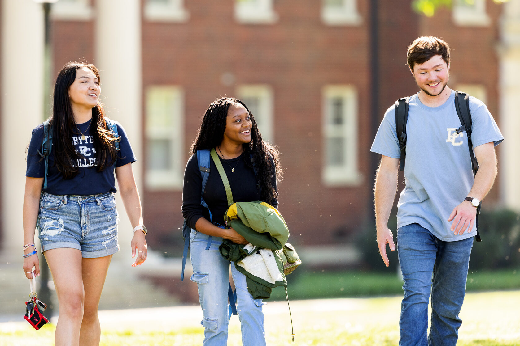 Presbyterian College students walking through campus. 